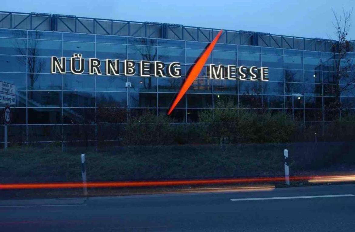 Komplette Wohnung In Wendelstein Bei Nuernberg - Messenaehe Exterior photo
